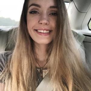 Meet your Posher, Cami